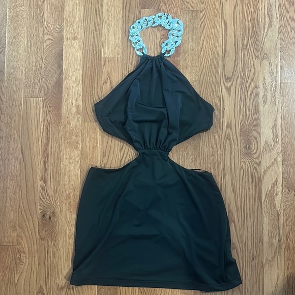 Heiress Women’s Black Mini Dress Silver Chain Neck Size Small